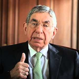 Oscar Arias image